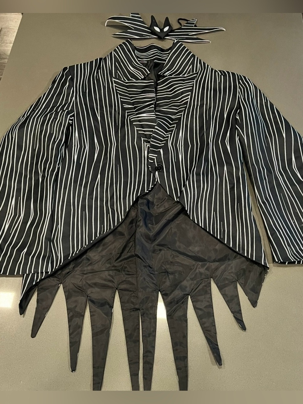 Nightmare Before Christmas Jack Skellington Costume Jacket Medium Halloween - Picture 2 of 6